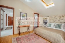 Этаж дома в Дженовичи. Херцег Нови.