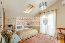 Этаж дома в Дженовичи. Херцег Нови.