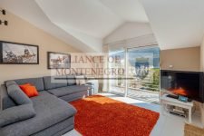 Этаж дома в Дженовичи. Херцег Нови.