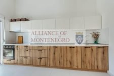 Этаж дома в Дженовичи. Херцег Нови.