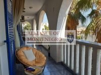 Этаж дома с 2мя спальнями в Игало, Петля, Херцег Нови