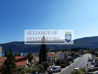 Этаж дома с 2мя спальнями в Игало, Петля, Херцег Нови