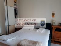 Этаж дома с 2мя спальнями в Игало, Петля, Херцег Нови