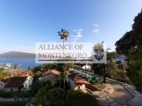 Этаж дома на Караче. Старый город.